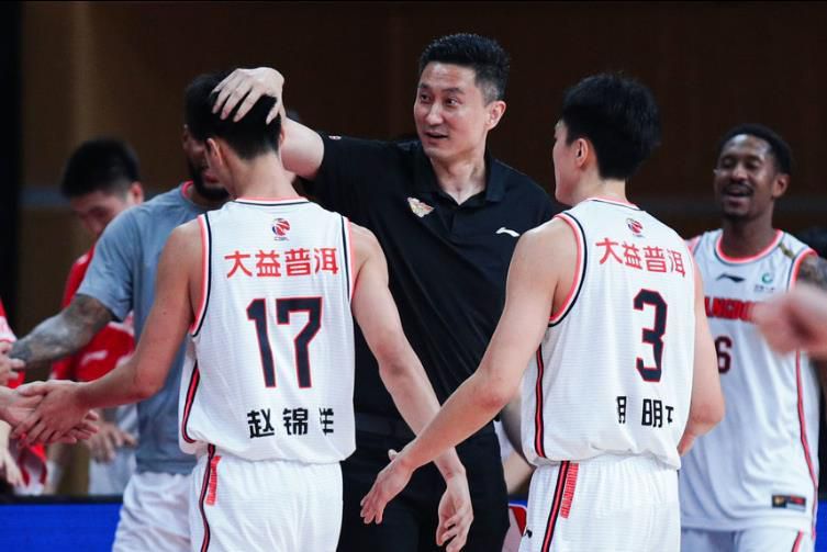 唐三爆操比比东